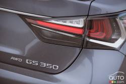 Écusson du modèle de la Lexus GS 350 F Sport 2016