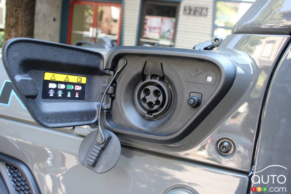 Nous conduisons le Jeep Wrangler Rubicon 4xe 2021