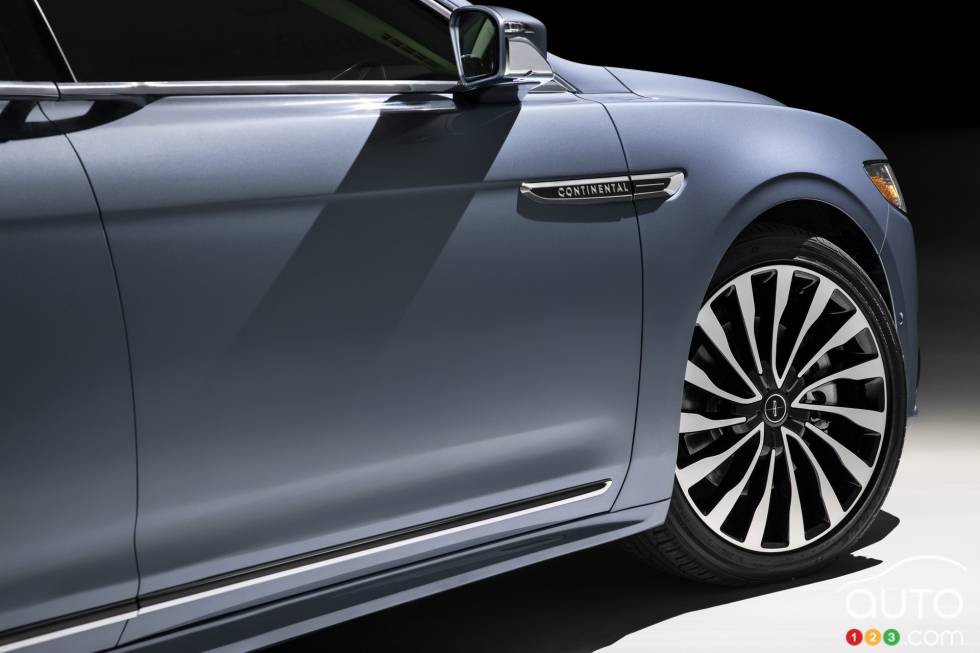 Voici la Lincoln Continental Coach Door Edition 2019