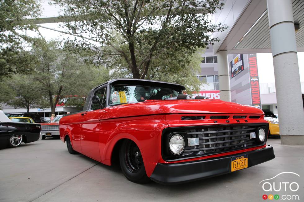Ford F-100