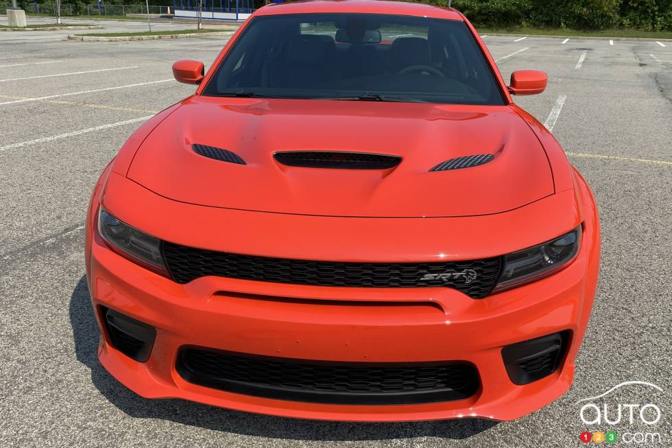 Nous conduisons la Dodge Charger SRT Hellcat Widebody 2020