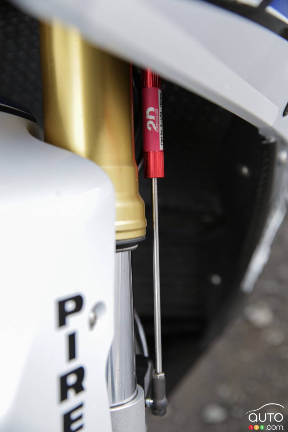 capteur de course de la suspension avant