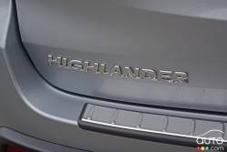Écusson du modèle du Toyota Highlander XLE AWD 2016