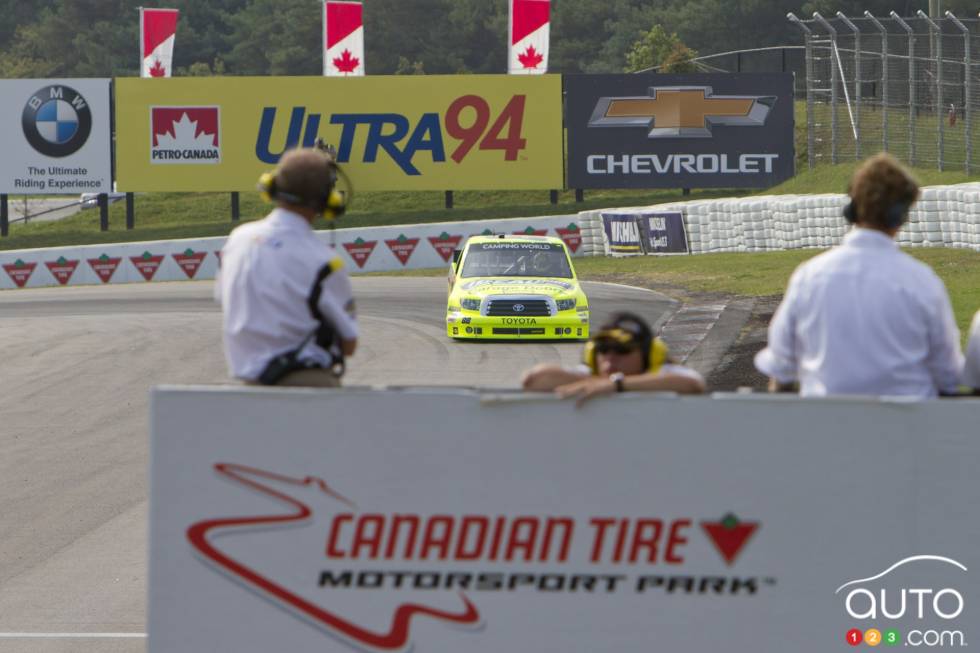 Matt Crafton, Toyota Ideal Door-Menards avant la pratique du vendredi.