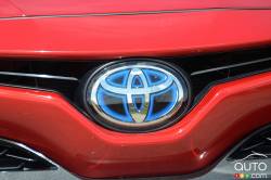 Nous conduisons la Toyota Camry hybride 2021