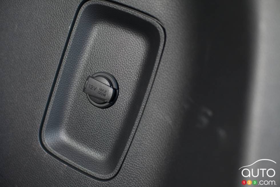 Prise de courant dans l'aire de chargement