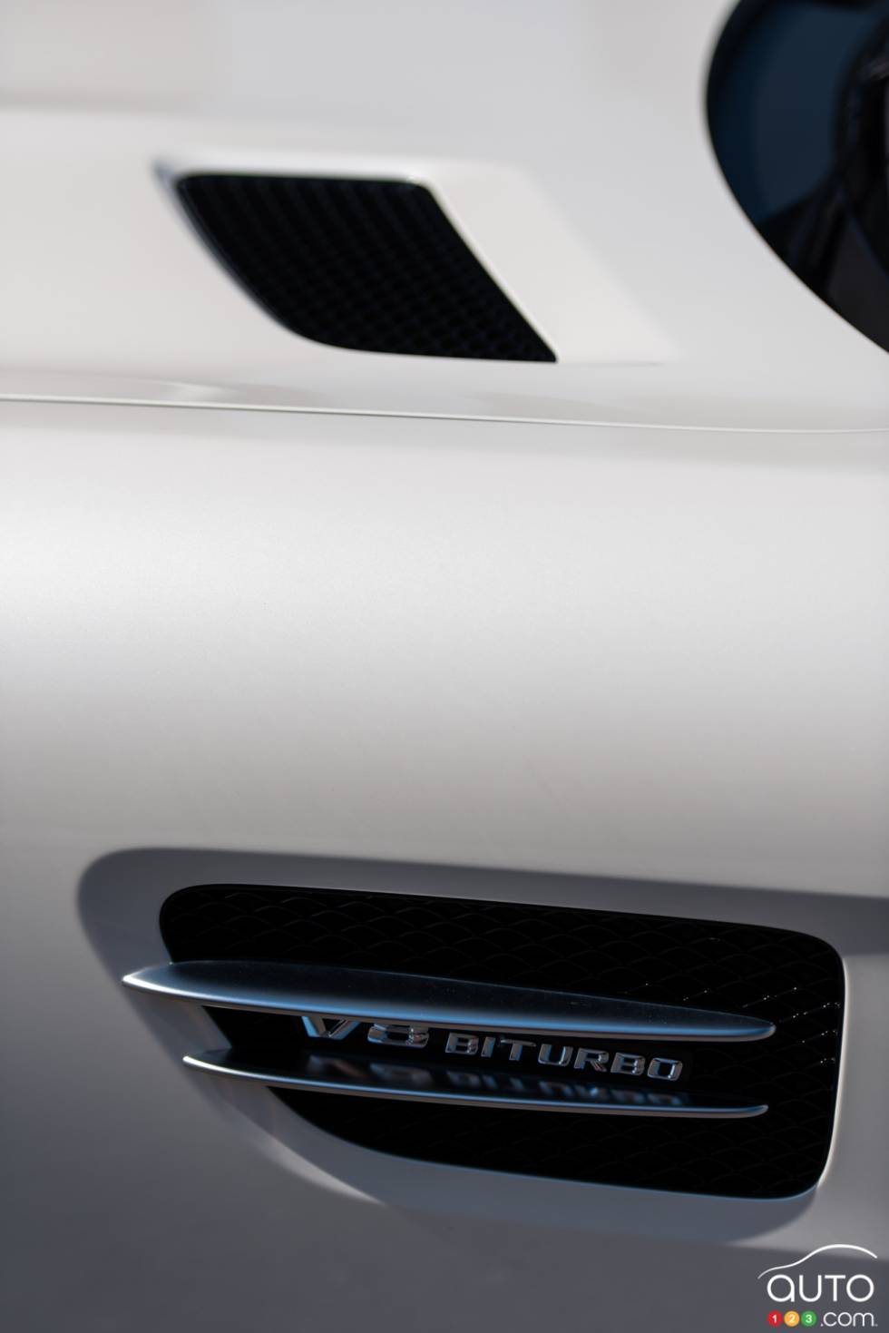 2016 Mercedes AMG GT S engine detail