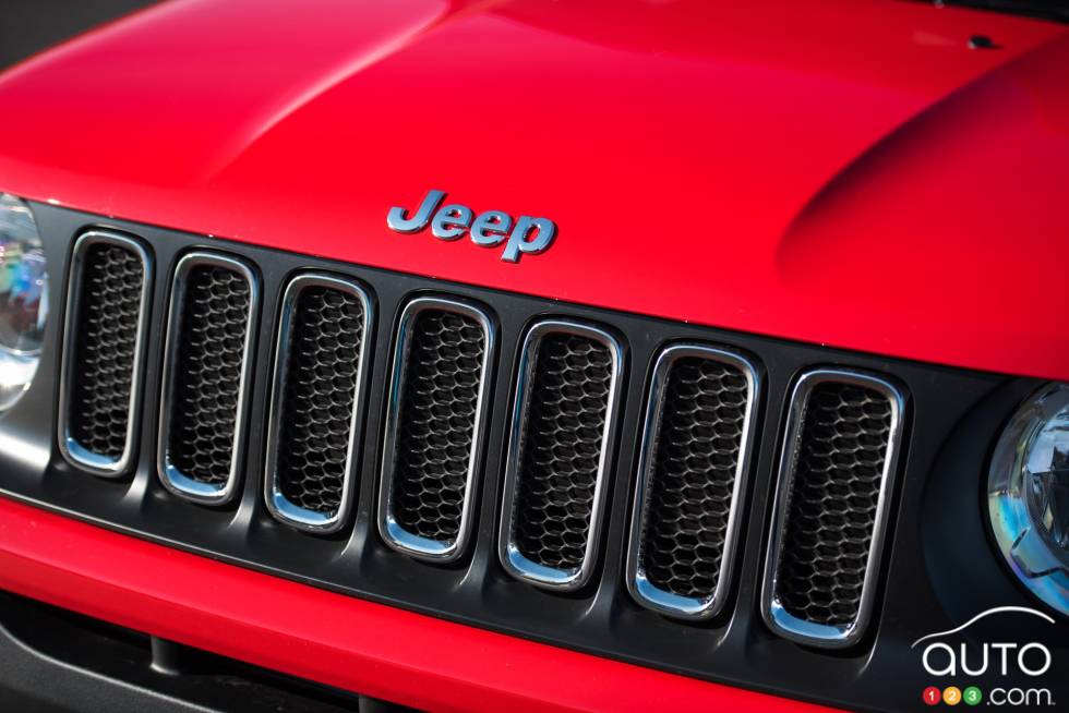 Calandre avant du Jeep Renegade 2016