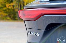 Nous conduisons le Toyota Venza 2021