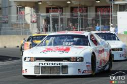 Jacques Villeneuve, Dodge Dealers of Quebec Dodge au virage numéro 1 durant la course