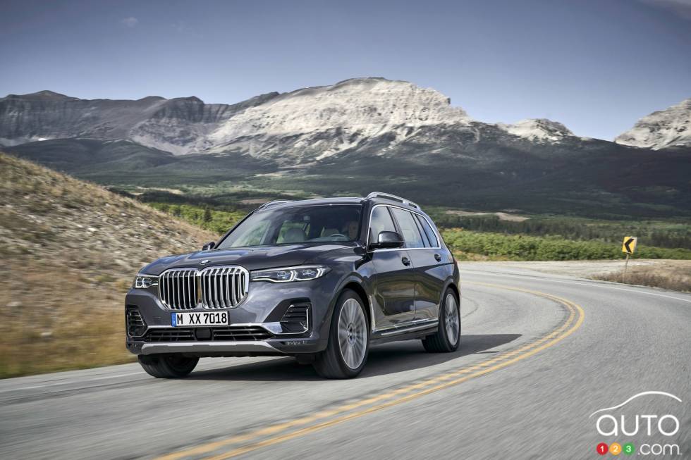 The new 2019 BMW X7