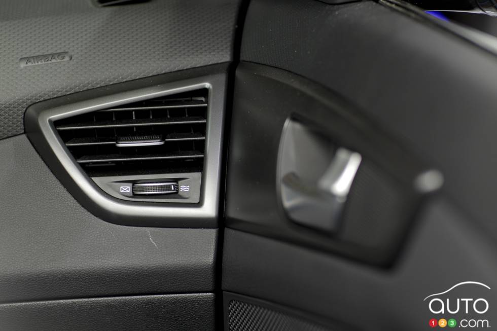 Bouche d'aération à l'avant