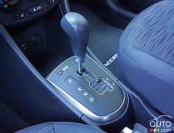 2016 Hyundai Accent shift knob