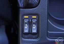 2016 Subaru Crosstrek Hybrid front heated seats controls