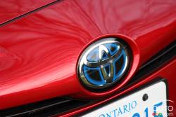 2016 Toyota Prius manufacturer badge