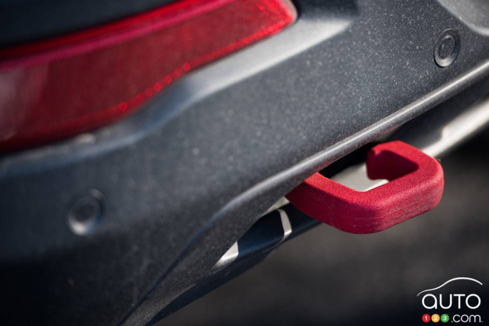2016 Jeep Cherokee Trailhawk exterior detail