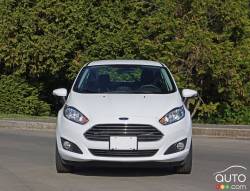 2016 Ford Fiesta front view