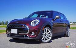 Vue 3/4 avant de la MINI Cooper S Clubman 2016