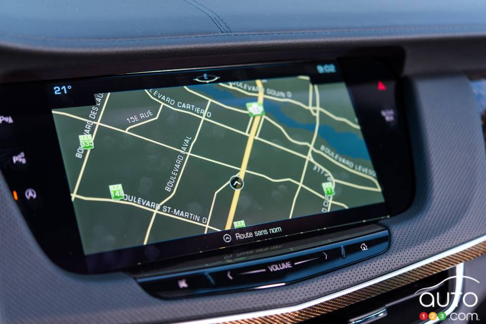 Écran info-divertissement de la Cadillac CT6 2016