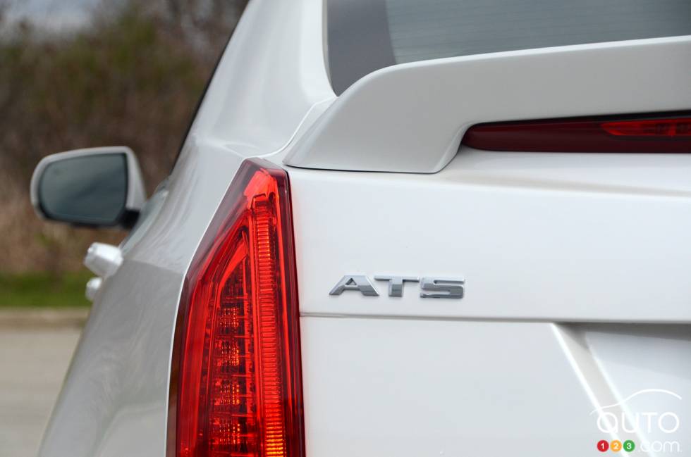 Écusson du modèle de la Cadillac ATS-V 2016