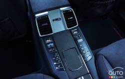 2016 Porsche Panamera GTS rear seats climate control