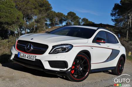 2015 Mercedes-Benz GLA 45 AMG pictures