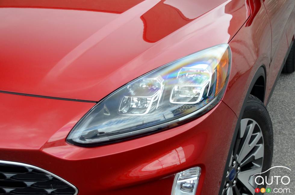 We drive the 2020 Ford Escape Hybrid