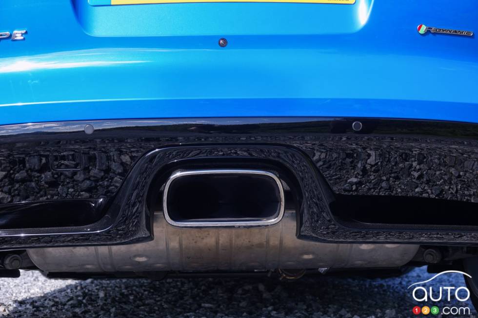 Tuyau d'échappement 