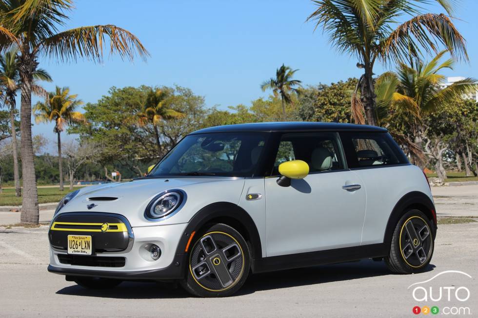 We drive the 2020 Mini Cooper SE