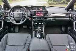 2016 Honda Accord Touring V6 dashboard