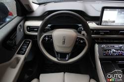 We drive the 2020 Lincoln Aviator