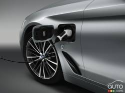 2017 BMW 5 series electrical plug