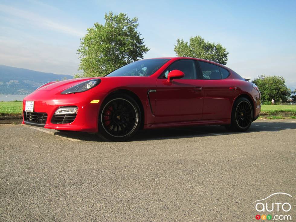 Left front 3/4 view, away