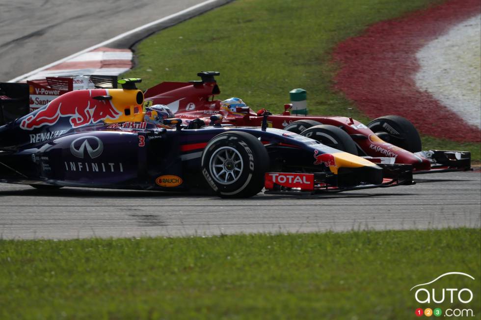Daniel Ricciardo, Red Bull Racing. 
Fernando Alonso, Scuderia Ferrari. 
