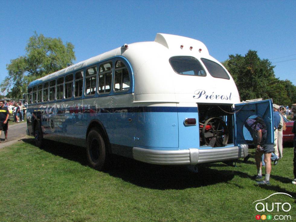 Les Belles Autos d'hier 2006