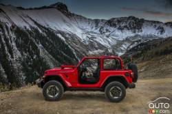 Vue de profil du Jeep Wrangler Rubicon 2018