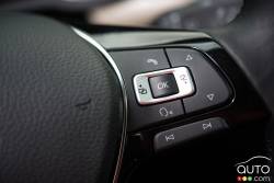 Commande pour audio au volant de la Volkswagen Passat TSI 2016