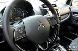 2017 Mitsubishi Mirage G4 steering wheel