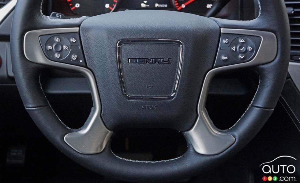 Volant du GMC Yukon Denali 2016