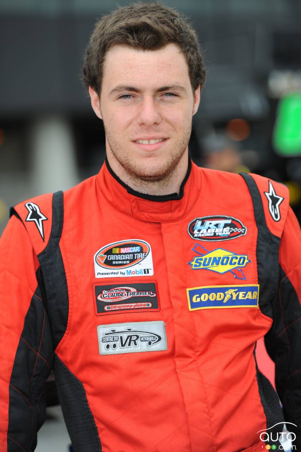 Alex Labbe, VR Victoriaville Dodge during autograph signing