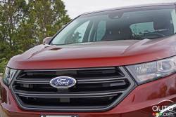 2016 Ford Edge Sport front grille