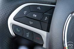 2015 Dodge Challenger RT Scat Pack steering wheel mounted audio controls