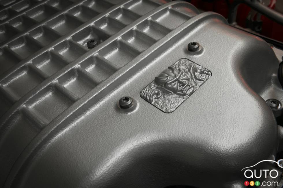 Le moteur Supercharged 6.2L HEMI¬Æ Demon V-8