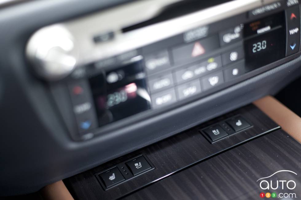 Commandes pour les sièges chauffants