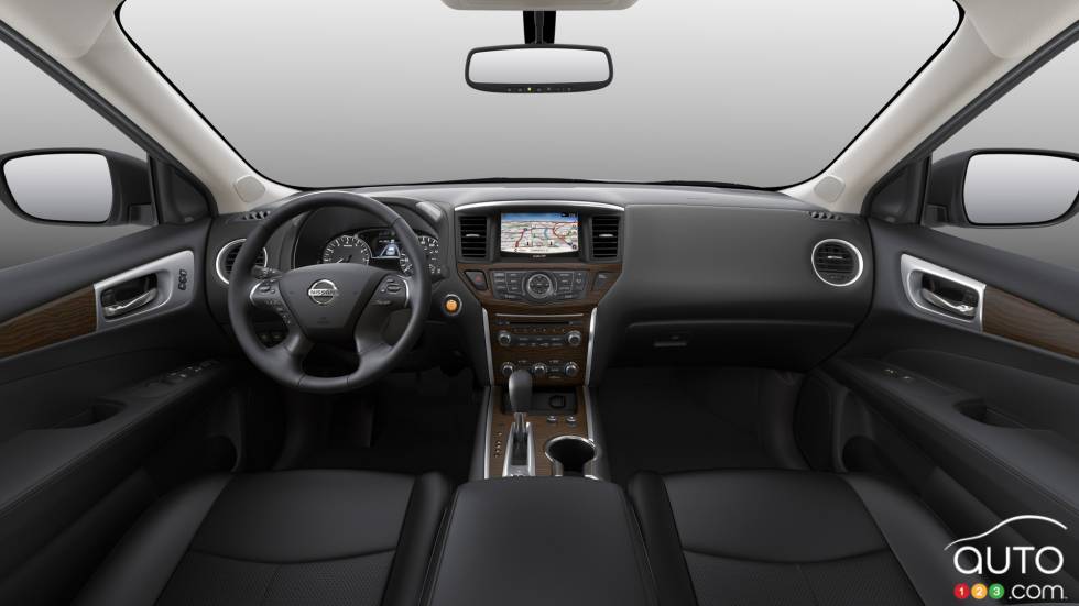 2017 Nissan Pathfinder dashboard