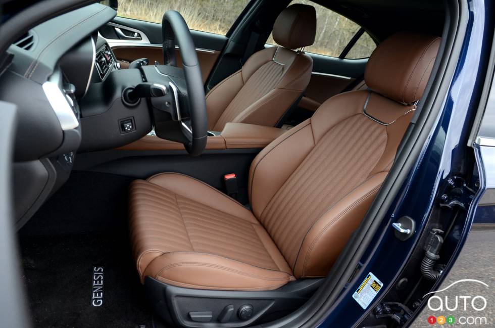 Front seats of the 2019 Genesis-2.0T-Elite-AWD