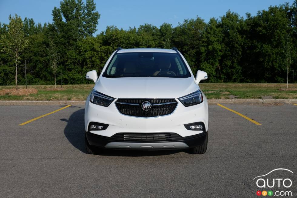 2018 Buick Encore photos
