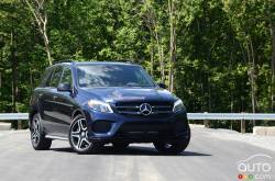 2016 Mercedes-Benz GLE 450 AMG front 3/4 view