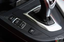 Boutton de contrôle des modes de conduite de la BMW 228i xDrive Cabriolet 2015