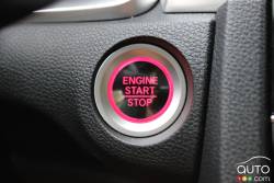 Bouton de démarrage et arrêt du moteur de la Honda Civic Coupe 2017